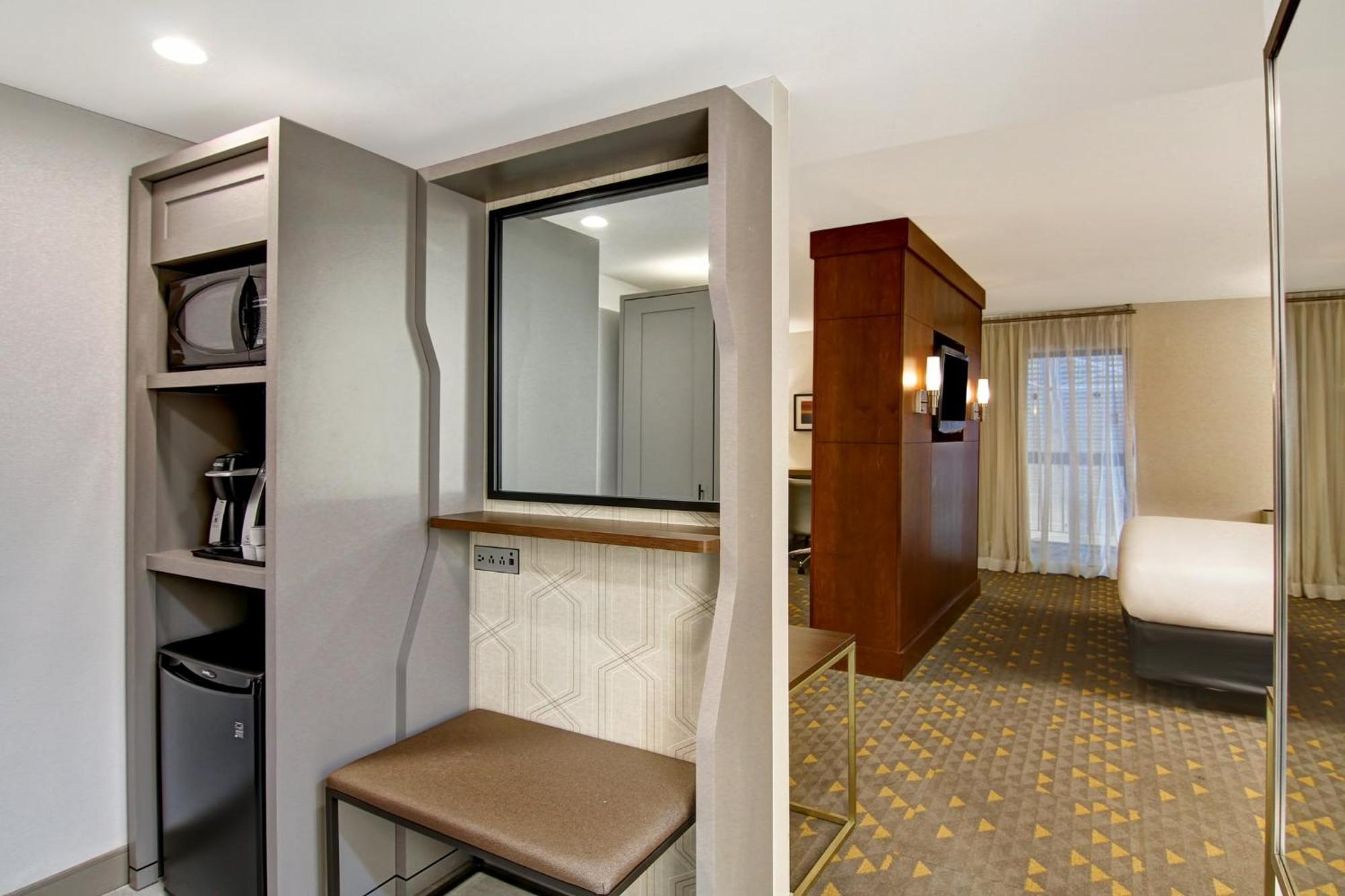 Holiday Inn Oakville Centre By Ihg Exteriér fotografie